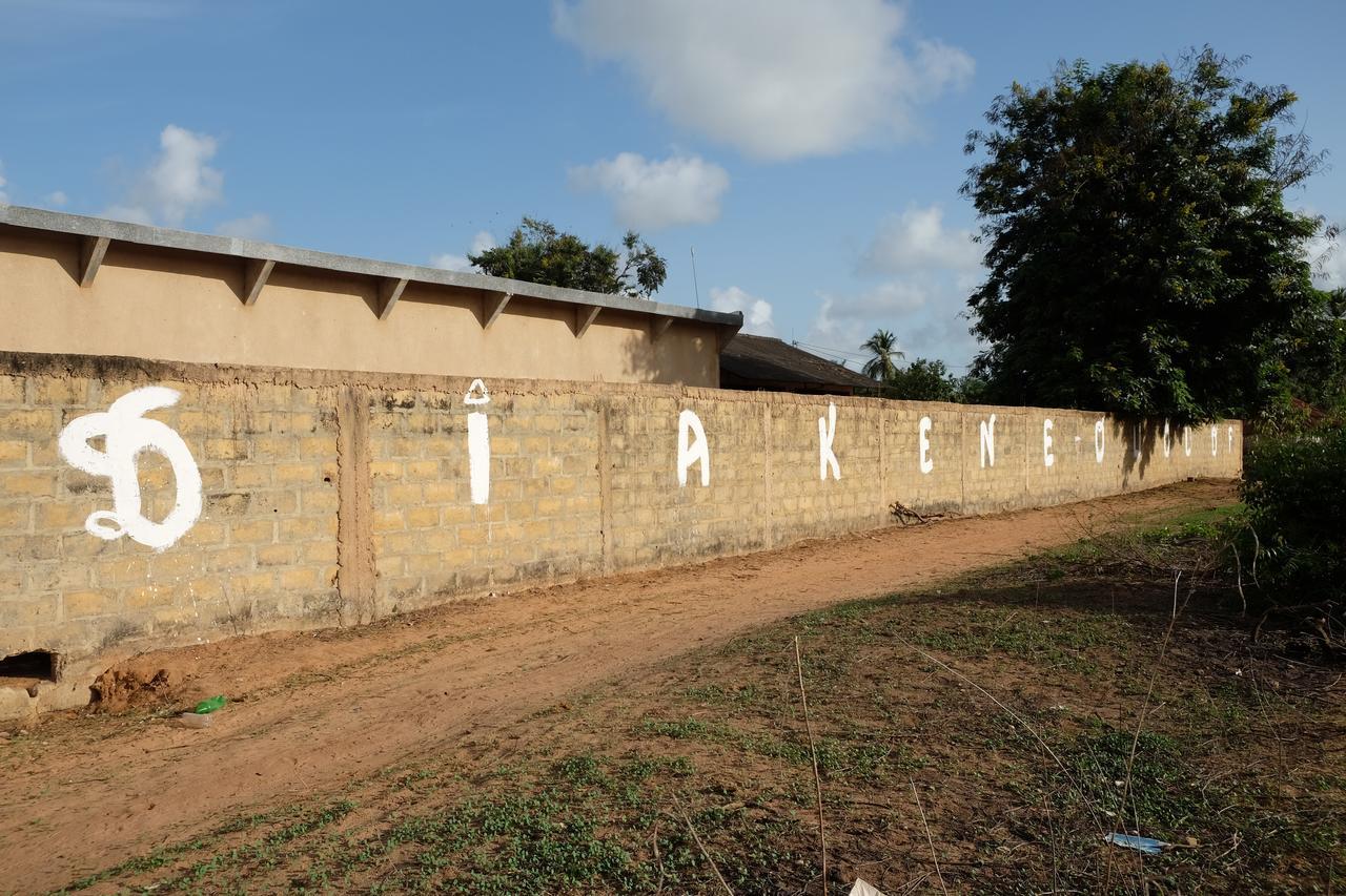 Centre Touristique Et Culturel Casamance Guest House Diakene Ouolof Eksteriør bilde